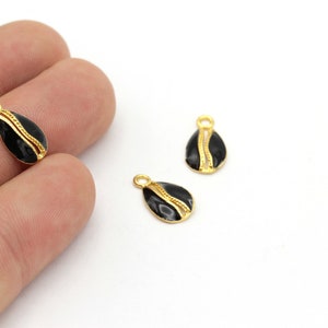 1 Pcs 24k Shiny Gold Plated Cowrie Charms , Colored Shell Pendant, Cowrie Necklace, Small Gold Cowrie, Boho Charms, ( 8x15mm ) , GLD-588