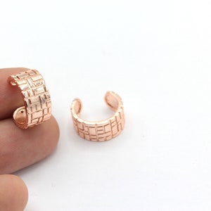 1 Pcs Rose Gold Plated Cuffs, Brick Pattern Ear Cuff, Dainty Ear Cuff, Hoop Ear Cuff, Ear Cuff Non Pierced, ( 14mm ) EAR-194