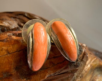 Vintage Silver Tone Peach Enamel Stud/Post Earrings