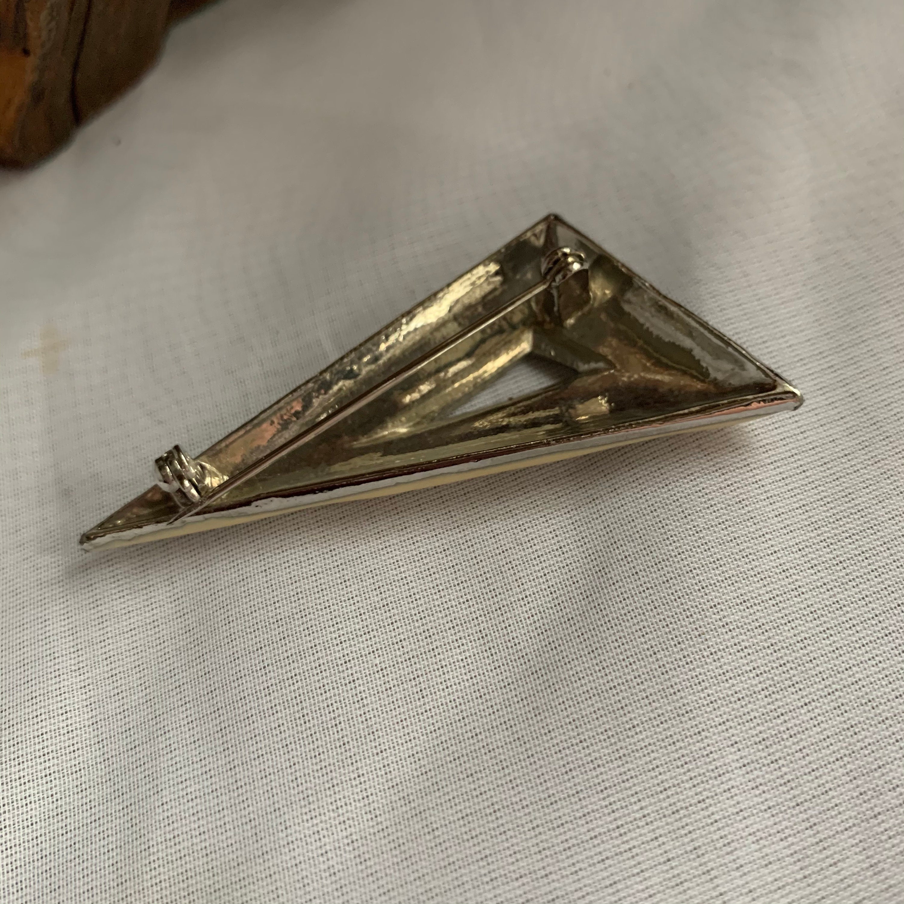 Vintage Mcm Silver Tone Enamel Modernist/geometric Triangle