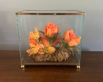 Vintage Glass/Brass Floral Enclosed Curio Footed Display Box - Giftcraft Taiwan