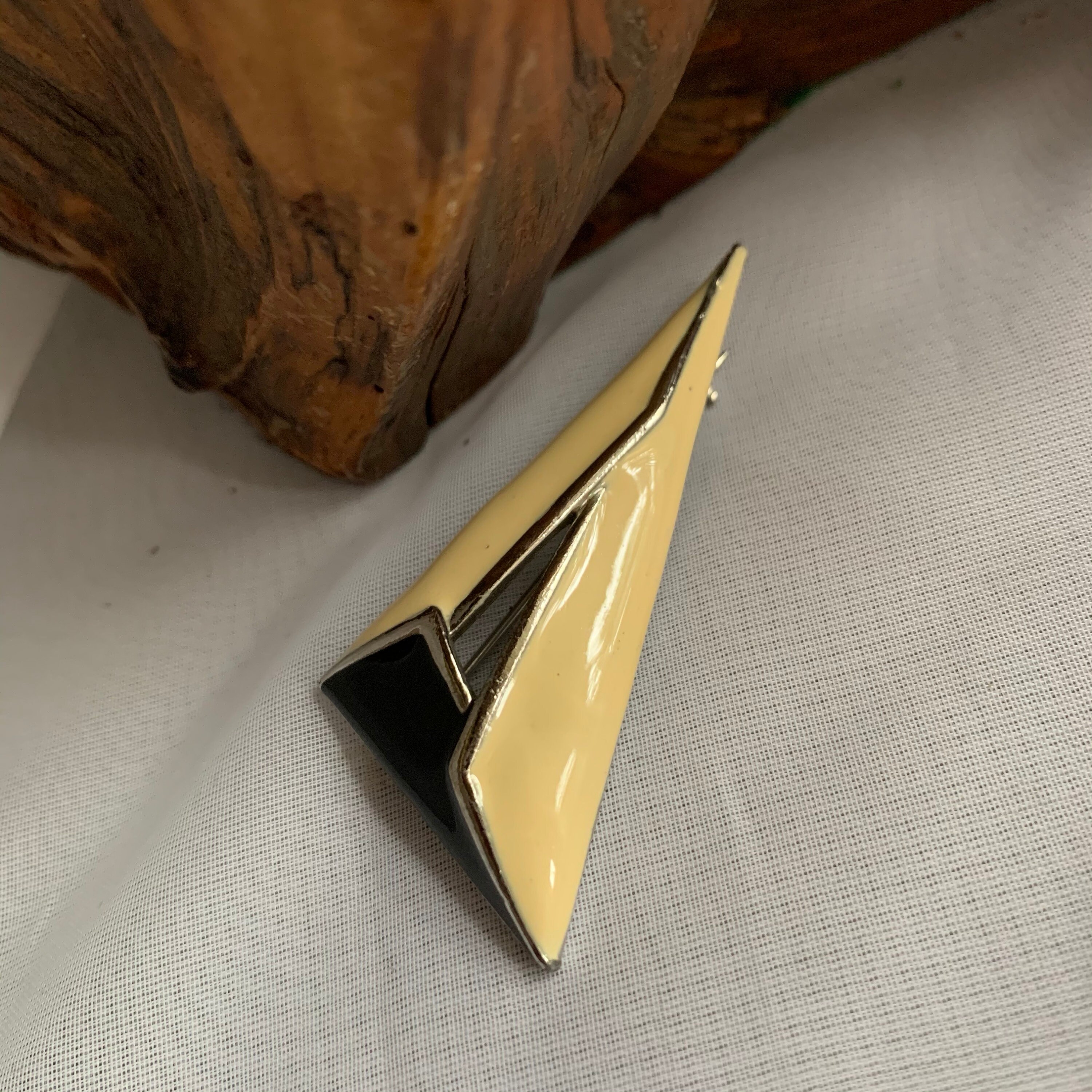 Vintage Mcm Silver Tone Enamel Modernist/geometric Triangle