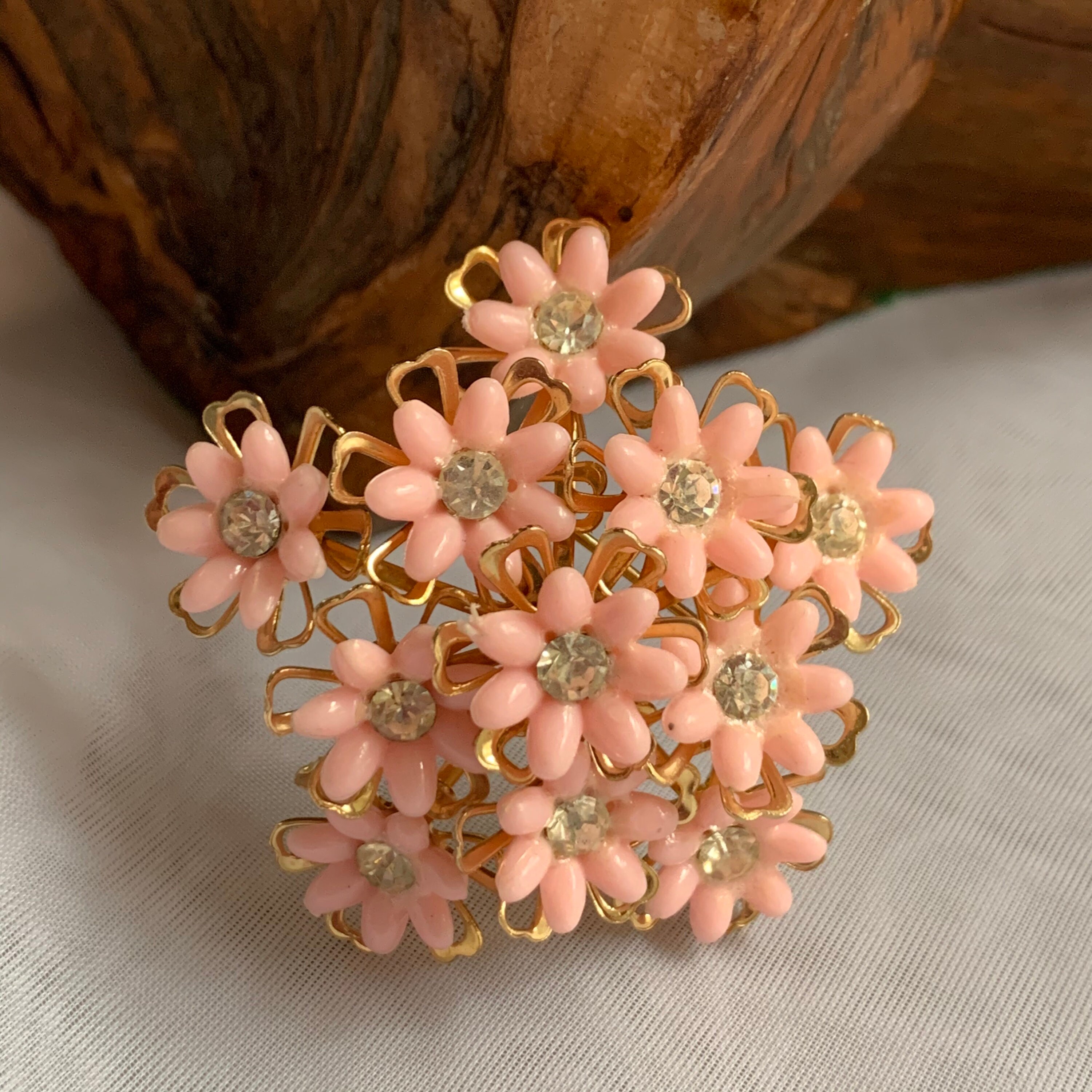 1点物TESORO金綱ぎブローチ1点物 Brooch