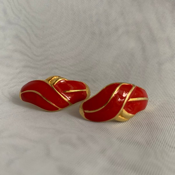 Vintage Gold Tone Red Enamel Post/Stud Earrings