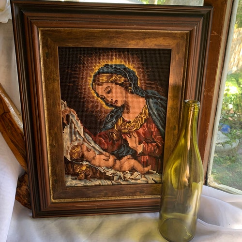 Vintage hotsell Handcrafted/Framed Virgin Mary and Baby Jesus Needlepoint - Madonna Del Velo/Carlo Dolci Vierge Reproduction