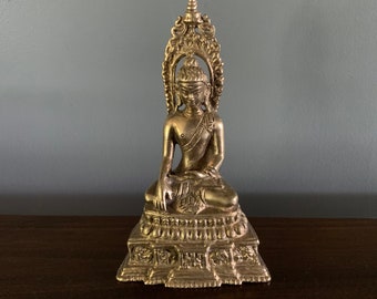 Vintage Small Solid Brass Sitting Temple Buddha Statue/Figurine