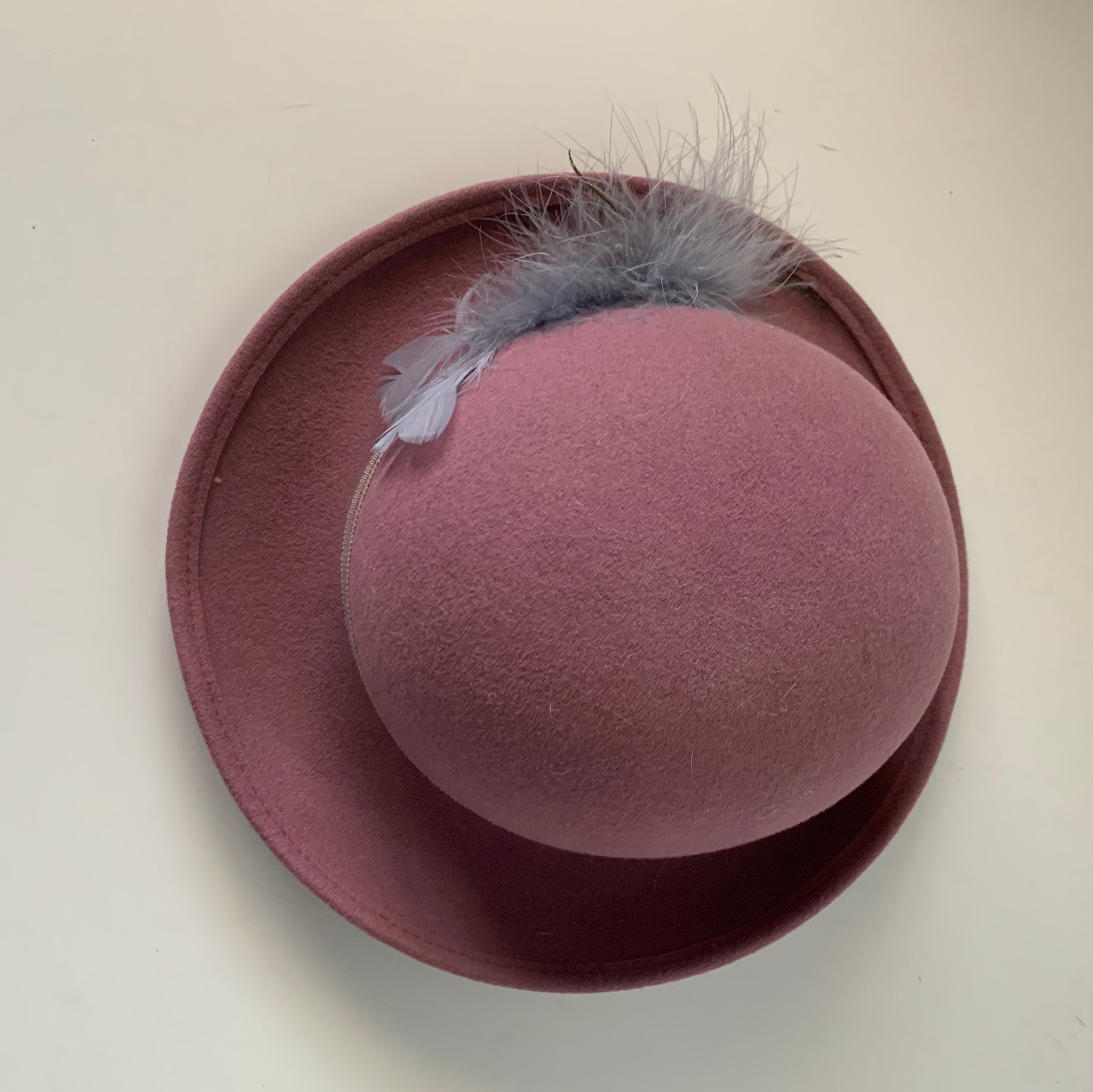Vtg Mid 1900s Geo W Bollman Doeskin Felt Hat 100% Wool Red Black Made in USA Vintage Geo. W. Bollman & Co. Inc. Doeskin Felt 100% Wool  main image 2