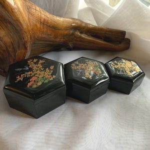 Vintage Set of 3 Fancy Plastic Hexagon Shaped Floral Trinket Boxes/Nesting Vanity Boxes - Made in Hong Kong