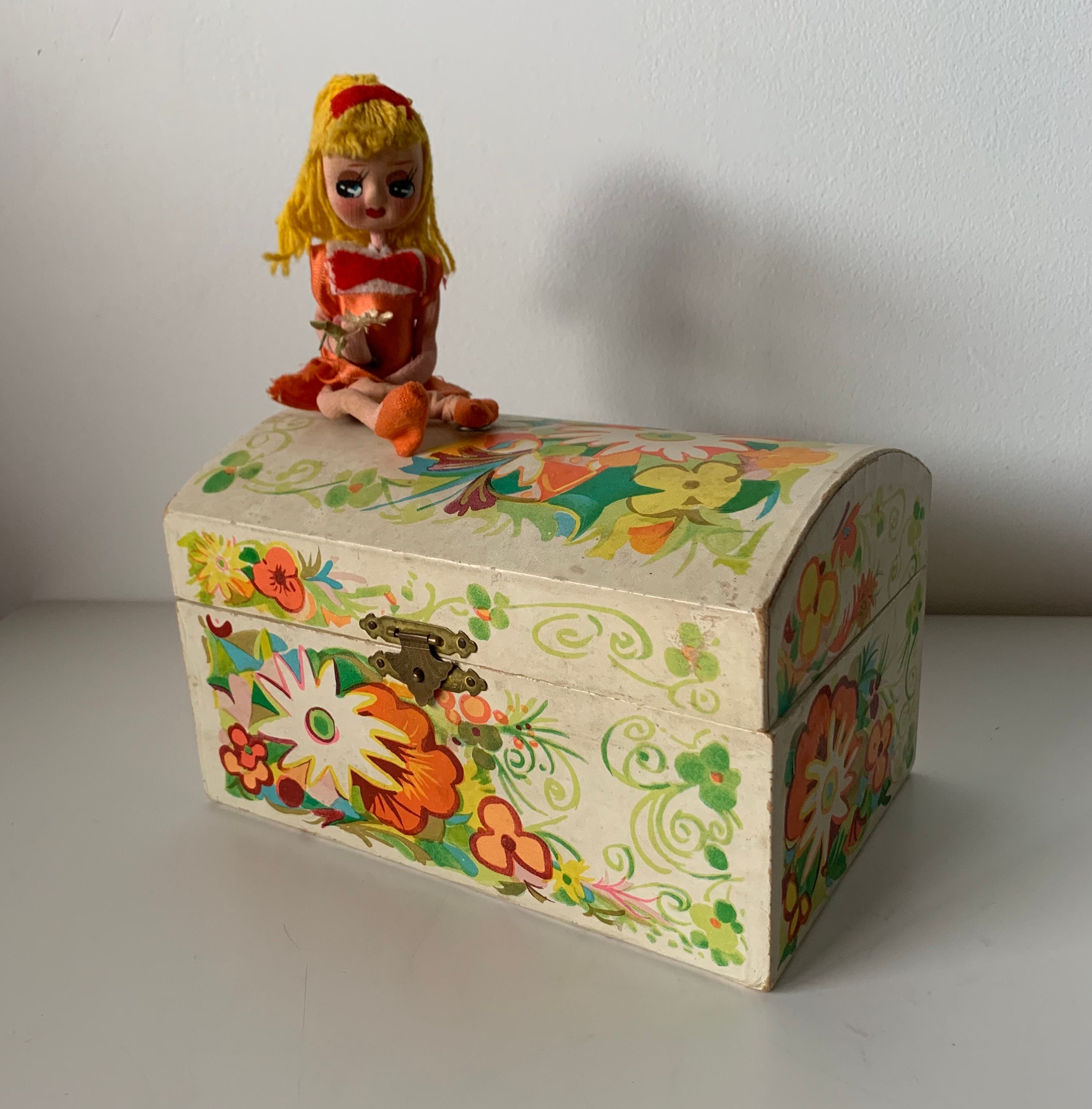 Vintage Jaymar Floral Music Dancing Ballerina Box/jewelry