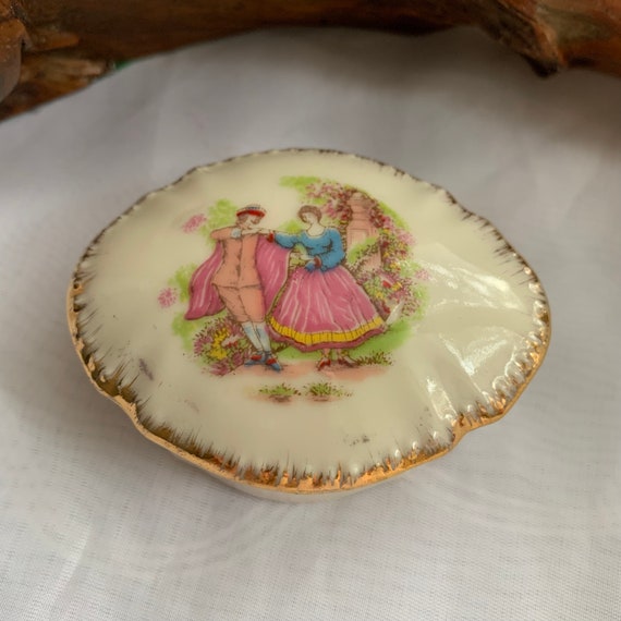 Vintage Small Ceramic Courting Scene Covered Trin… - image 2