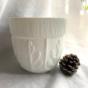 Vintage Mcm Oak Leaf Relief Milk Glass FTD Plant Pot/Planter