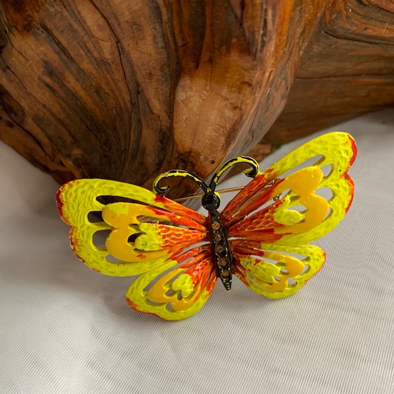 Vintage Enamel Filigree Metal Rhinestone Butterfly Brooch/pin 