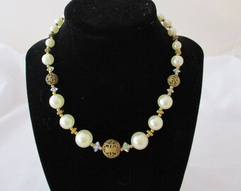 Vintage Lisner ,Choker Necklace