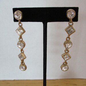Vintage Rhinestone Dangle Earrings: Gold Tone Elegant Jewelry
