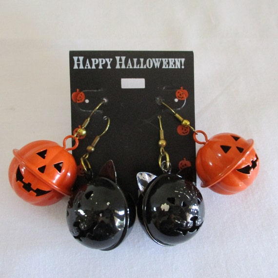 Happy Halloween Pierced Earrings - image 1