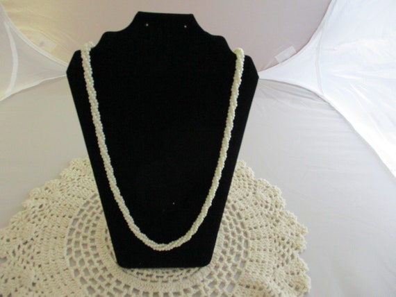 Vintage Marvella Twisted Strand Necklace Gem