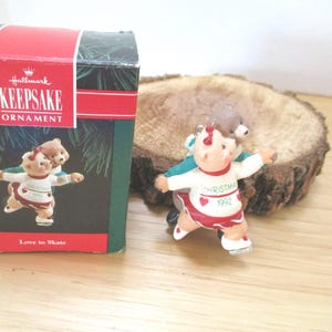 Vintage Hallmark Keepsake Ornament,  Love To Skate 1992 ,Adorable Bears Skating Partners Christmas 1990s Collectible Retro Holiday Decor