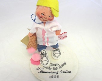Vintage Annalee Doll: 10th Anniversary Edition, Collectible Decor
