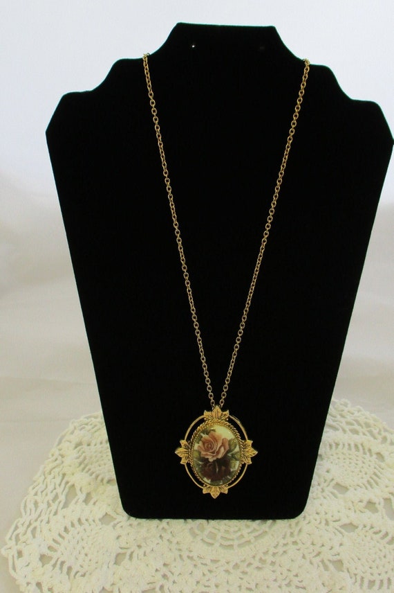 Vintage Sarah Coventry Floral Victorian Necklace
