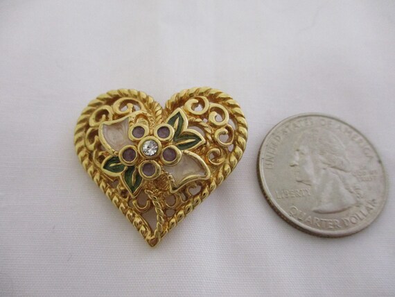 Vintage Gold Tone Heart, Brooch / Pendant - image 10