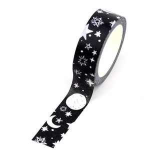 Washi tape met sterren en maan. Zwarte washi tape met grijze maan en sterren