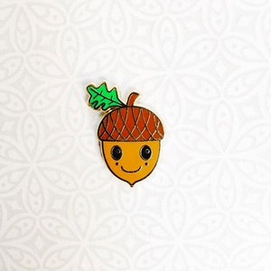 Acorn friend enamel pin