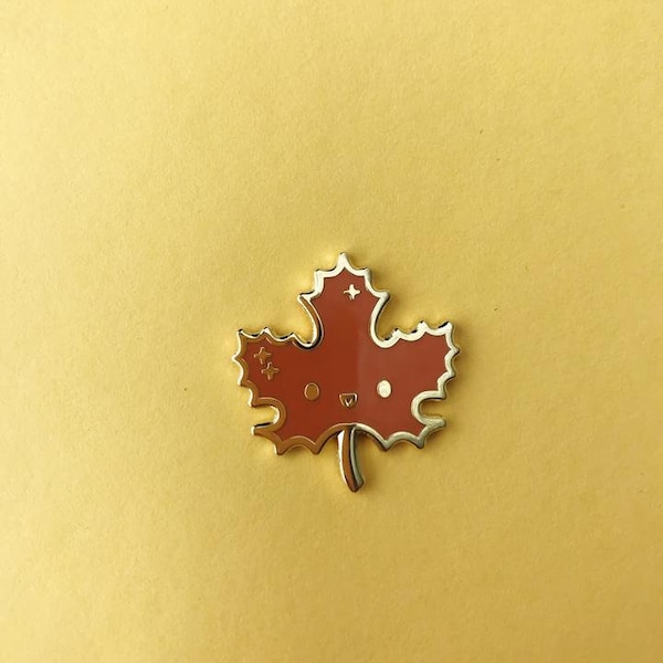 Happy leaf enamel pin