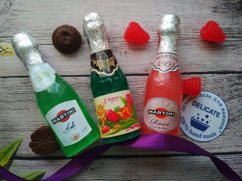 шампанское в форме. мыло шампанское набор. мыло ручной работы шампанское. наклейка советское шампанское. мыло шампанское мастер класс.