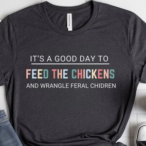 Chicken Mama Shirt For Mom and Grandma, Chicken Lover Shirt For Women, Gift For Chicken Lovers, Mother&#39;s Day Gift For Chicken Mama