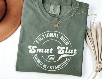 Comfort Colors™ Smut Book Lover T-shirt, Spicy Book Lover Shirt, Smut Book Lovers Gift, Bookish Shirt, Dark Romance Book Lover Gift