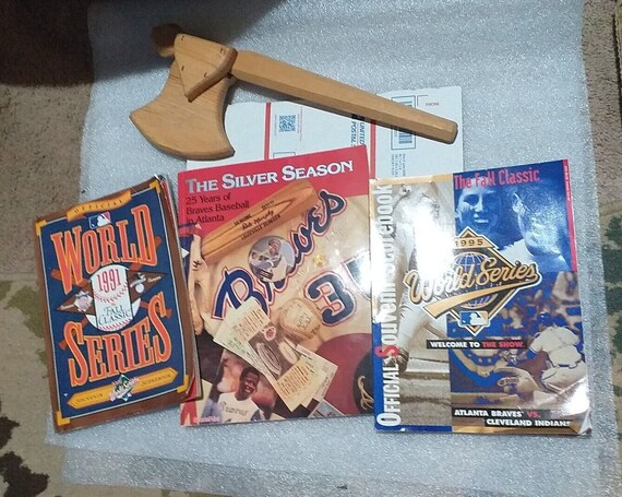 Atlanta Braves Chipper Jones Bobblehead 2018 Plays “crazy