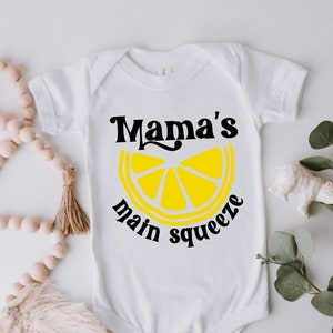 Mama's Main Squeeze Baby Outfit, Lemon Baby Shower Gift For New Mom, Retro Lemon Bodysuit, Summer Baby Outfit, Trendy Lemon Theme Onesie® image 1