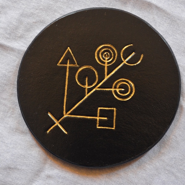 The disk of The Elder Seal, from Grimoire of the Necronomicon, real leather