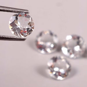 Faceted Goshenite Beryl Gemstone: Round Cut, Jewelry Making (2-8mm