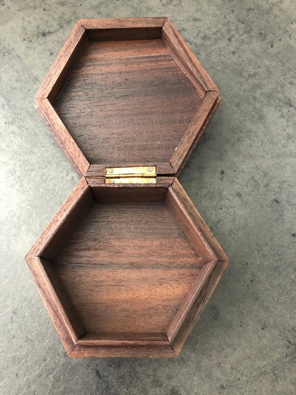 Vintage handgeschnitzte Holzkiste Pfau | Etsy