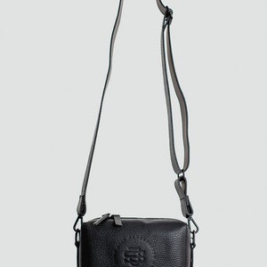 Red leather crossbody bag Minimalist belt bag Rectangle boxy hip bag Wide strap Cube shape bag image 5