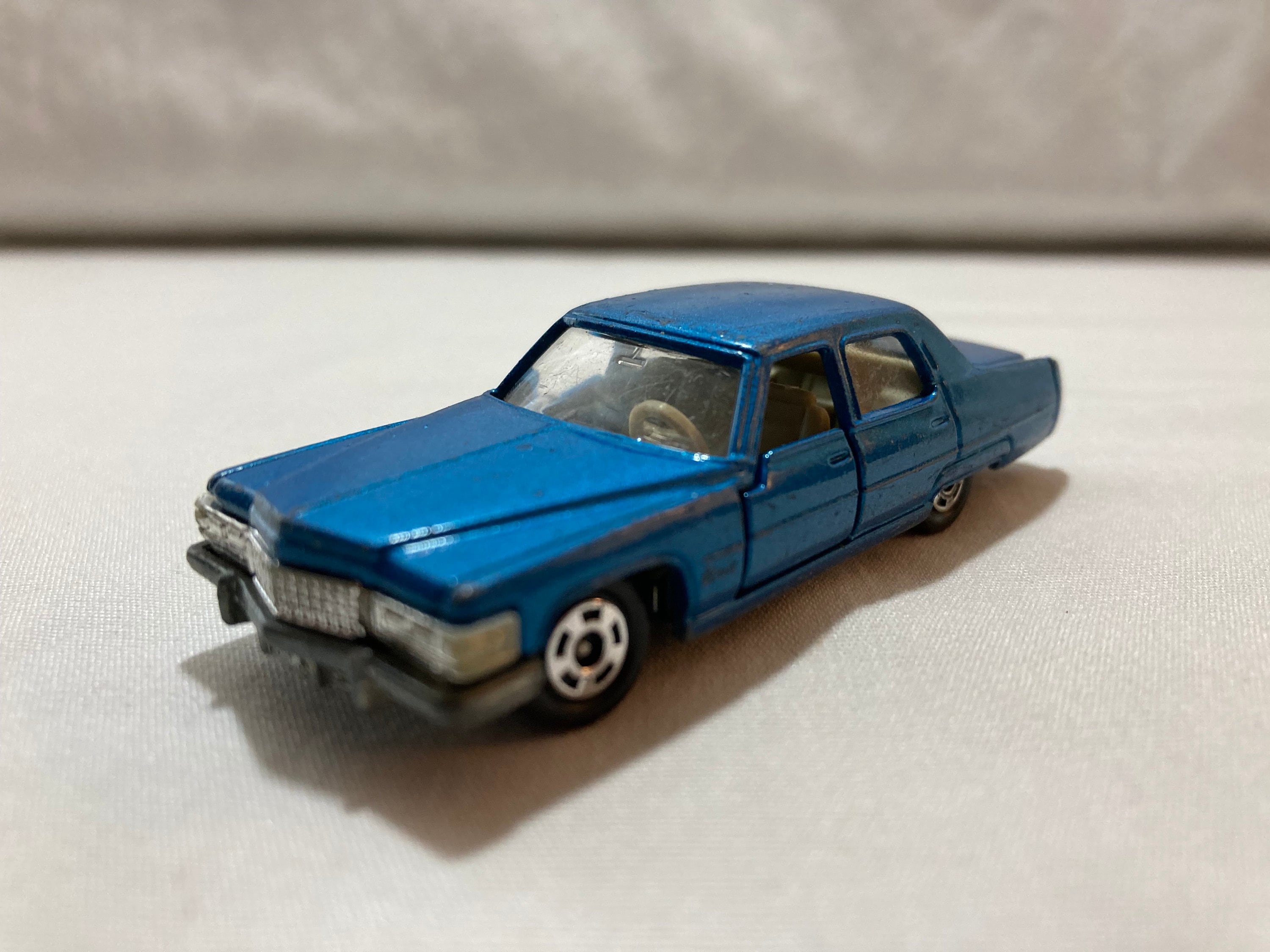 Tomica cadillac hotsell