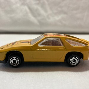 Zee Toys Porsche 928S Pennzoil D89 1:64 Scale image 2