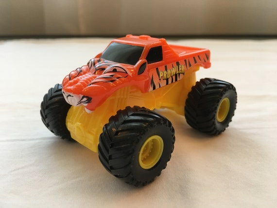 pull back monster trucks