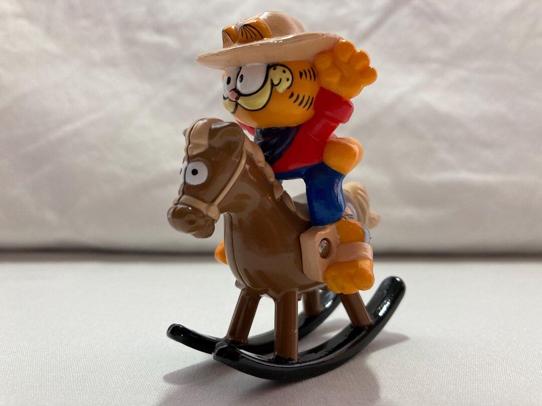 Garfield Riding Vintage Ertl Garfield