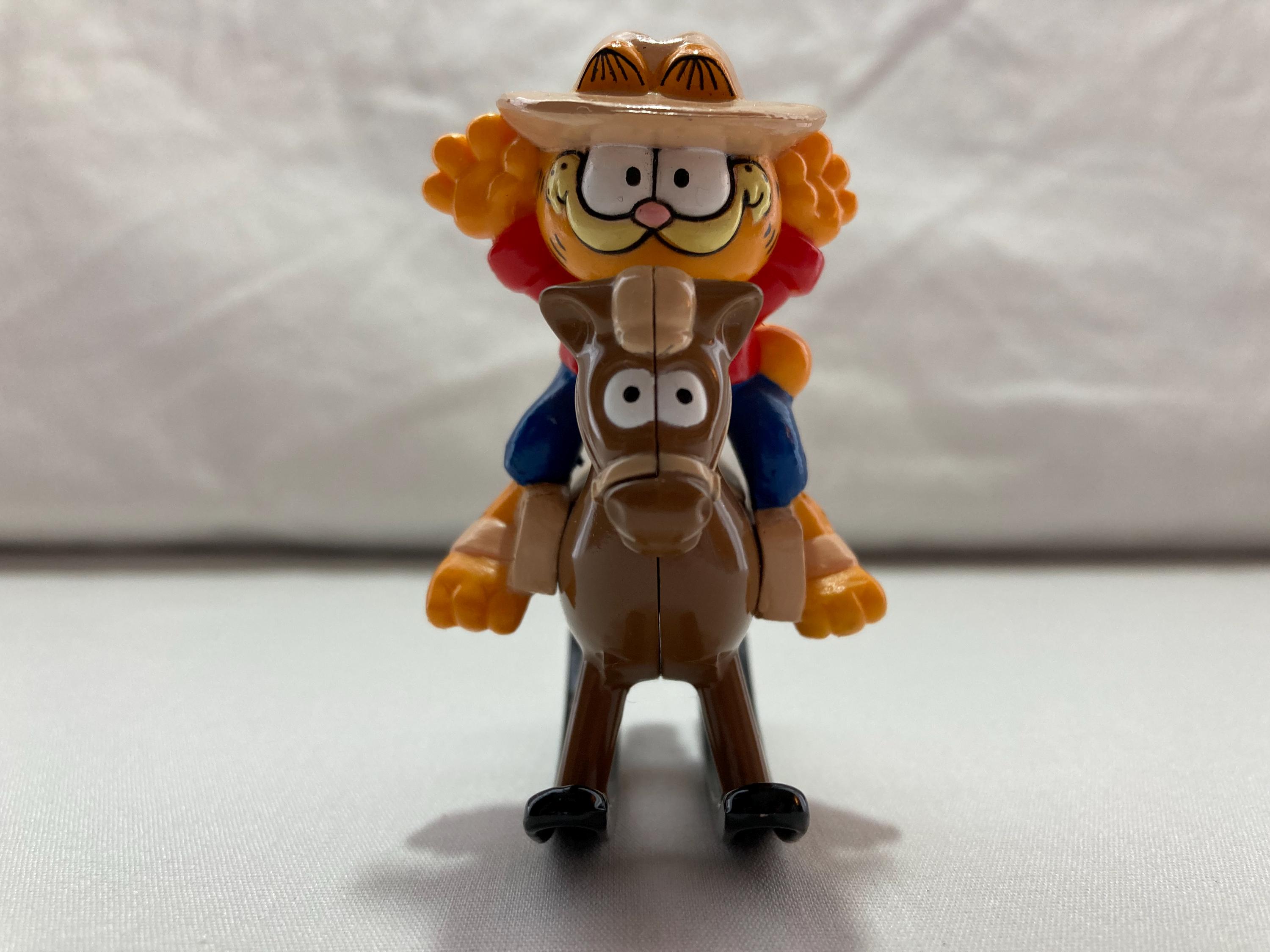 Garfield Riding Vintage Ertl Garfield