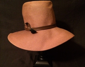 Vintage Union Made Peachfelt Wool Henry Pollack Coffee W/Dark Brown Leather Strap Accent Fedora Hat