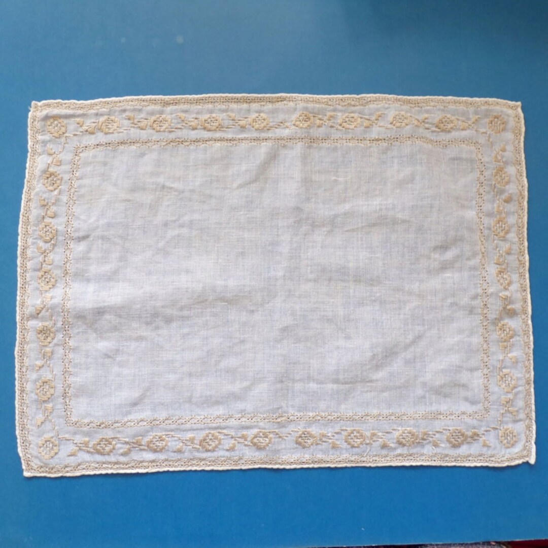 6 Vintage Embroidered Linen Placemats White And Ecru. Etsy Italia