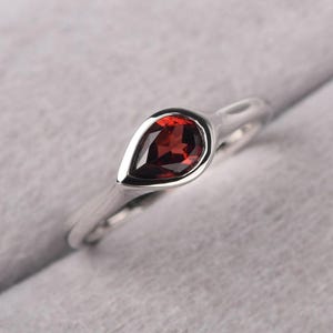 Pear Shaped Garnet Ring -Vintage Ring -Solitaire Ring -Engagement Ring- Wedding Ring- 925 Sterling Silver Ring- Handmade Ring- Gift For Her