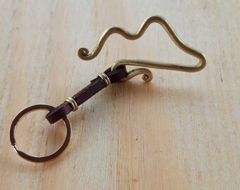 Portachiavi Vesuvio pelle e ottone fatto a mano - Vesuvius keyring leather and brass handmade