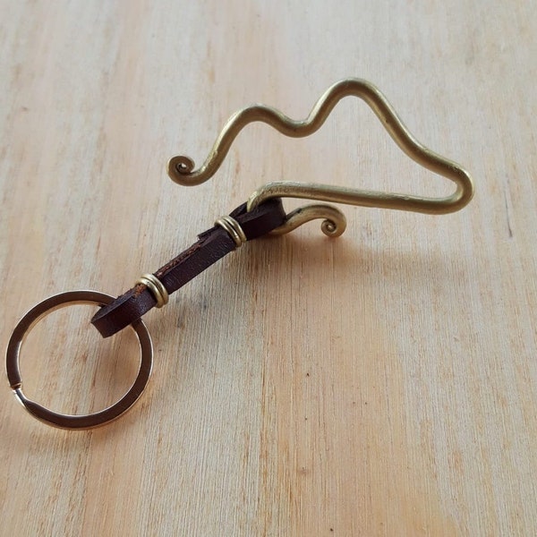 Portachiavi Vesuvio pelle e ottone fatto a mano - Vesuvius keyring leather and brass handmade