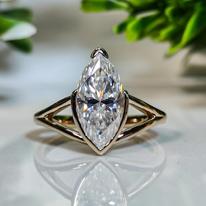 Anel de Noivado com Diamante de 2 Quilates em Corte Marquise, Cultivado em Laboratório, Cravação em Meia Moldura com Garras em V, Aro Duplo, Ouro, Solitário, Joia de Noiva, Presente Ideal para Ela