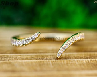 Pierścionek z diamentami z moissanitu 14k z otwartym mankietem i pazurem, unikatowy, otwarty pierścionek ślubny, cienki, minimalistyczny pierścionek do układania w stosy, prezent dla niej