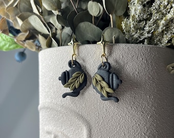 Vine teapots | Handmade polymer clay earrings | Gothic earrings | Black teapots | Whimsical jewellery | Clay jewellery | Star earrings