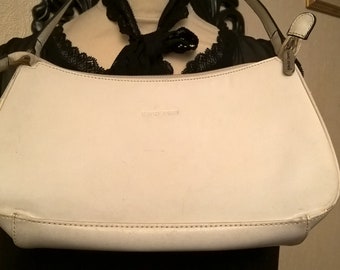 Sacoche vintage,sac vintage,sac à main,sac femme,sac fille,cadeau femme,cadeau fille,sac en simili cuir,couleur blanche,cadeau vintage